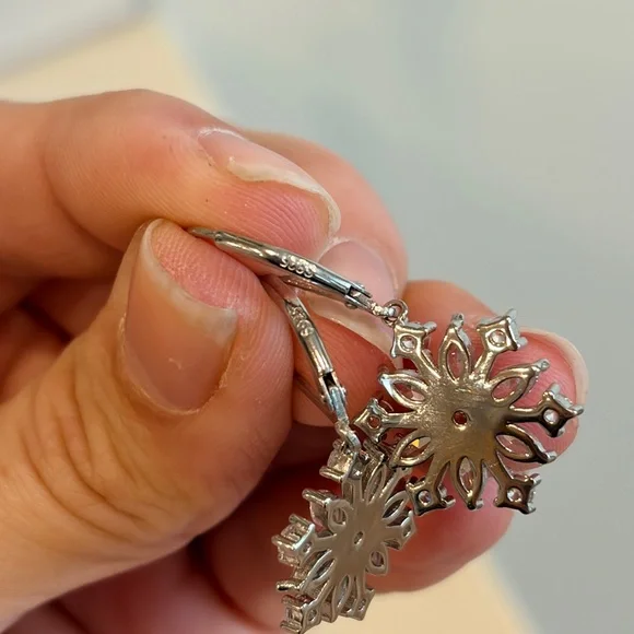 925 Sterling Silver Snowflake Earrings for Women Dangle Earrings Cubic Zirconia - Picture 6 of 7